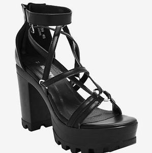 *NEW* Pentacle Strappy Platform Heels
